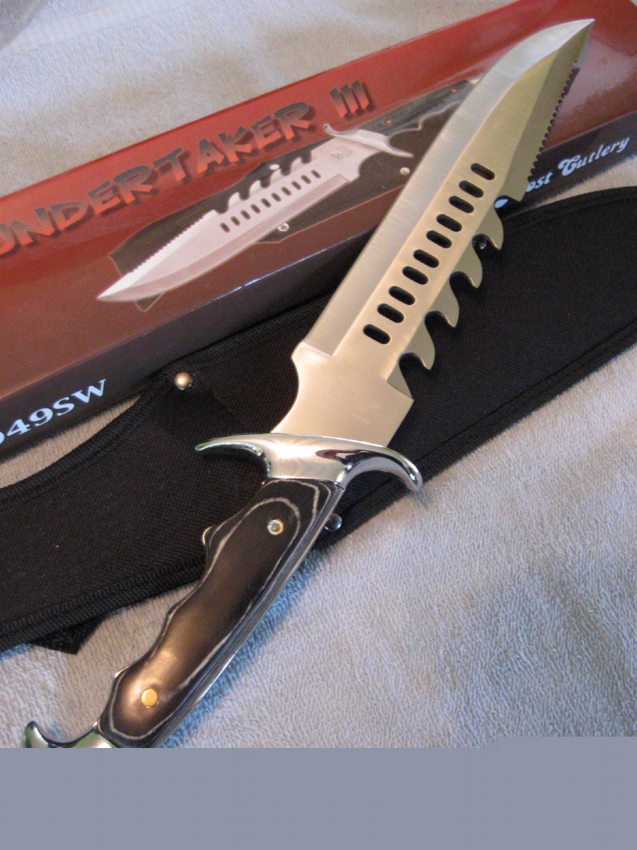 Frost Cutlery "Undertaker Iii"Bowie Knife W/Sheath For Sale at